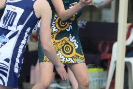 15u-netball-old-collegians-10.jpg