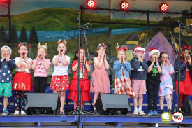 dennington-carols-6.jpg