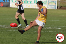 footy—-camperdown-v-north-warrnambool-2.jpg