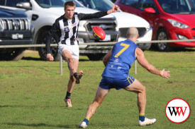 footy—-camperdown-v-north-warrnambool-21.jpg