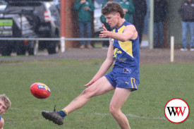 footy—-camperdown-v-north-warrnambool-3.jpg