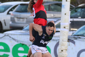 footy—-cobden-v-warrnambool-17.jpg