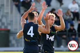 footy—-cobden-v-warrnambool-4.jpg