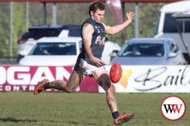 footy—-cobden-v-warrnambool-5-1755740183.jpg