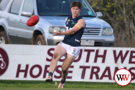 footy—-cobden-v-warrnambool-8.jpg