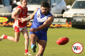 footy—-dennington-v-russells-creek-14.jpg