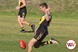 footy—-kolora-noorat-v-merrivale-8-1750899233.jpg