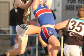 footy—-kolora-noorat-v-panmure-11.jpg