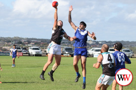 footy—-kolora-noorat-v-russells-creek-3.jpg