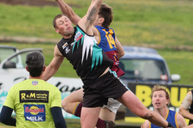 footy—-kolora-noorat-v-south-rovers-5.jpg