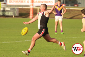 footy—-koroit-v-port-fairy-8.jpg