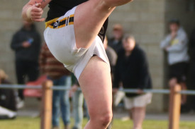 footy—-merrivale-v-allansford-13.jpg