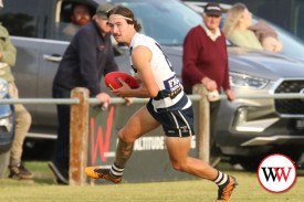 footy—-merrivale-v-allansford-3.jpg