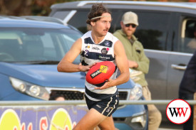 footy—-merrivale-v-allansford-4.jpg