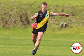 footy—-merrivale-v-old-collegains-11.jpg