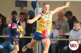 footy—-north-warrnambool-v-koroit-13.jpg