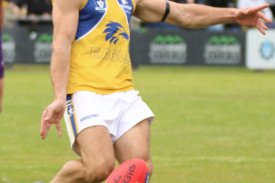 footy—-north-warrnambool-v-port-fairy-15.jpg