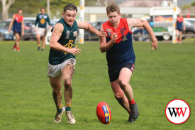 footy—-old-collegains-v-timboon-10.jpg