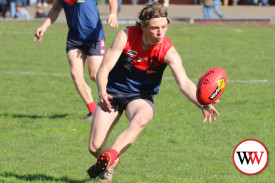 footy—-old-collegains-v-timboon-11.jpg
