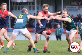 footy—-old-collegains-v-timboon-13.jpg
