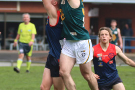 footy—-old-collegains-v-timboon-8.jpg