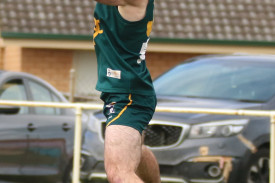 footy—-old-collegians-v-allansford-24.jpg