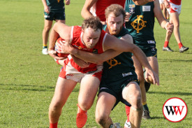 footy—-old-collegians-v-dennington-10.jpg