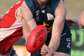 footy—-old-collegians-v-dennington-7.jpg