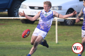 footy—-old-collegians-v-russells-creek-3.jpg