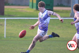 footy—-old-collegians-v-russells-creek-4.jpg