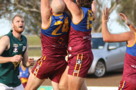 footy—-old-collegians-v-south-rovers-5.jpg
