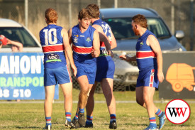 footy—-panmure-v-old-collegains-14.jpg