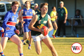 footy—-panmure-v-old-collegains-8.jpg