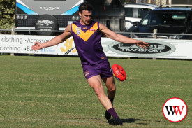 footy—-port-fairy-v-cobden-1.jpg