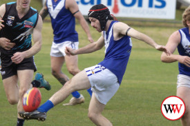 footy—-russells-creek-v-kolora-noorat-1.jpg