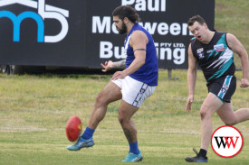 footy—-russells-creek-v-kolora-noorat-2.jpg