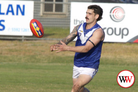 footy—-russells-creek-v-kolora-noorat-5.jpg