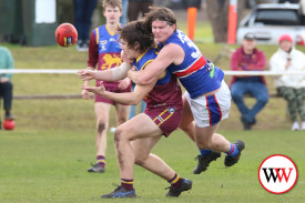 footy—-south-rovers-v-panmure-2.jpg