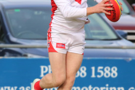 footy—-south-warrnambool-v-port-fairy-18.jpg