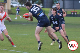 footy—-south-warrnambool-v-warrnambool-16.jpg