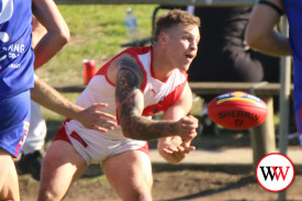 footy—-terang-mortlake-v-south-warrnambool-11.jpg