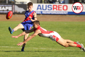 footy—-terang-mortlake-v-south-warrnambool-13.jpg