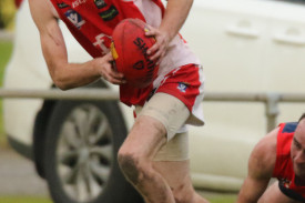 footy—-timboon-v-dennington-12.jpg