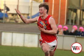 footy—-timboon-v-dennington-13.jpg