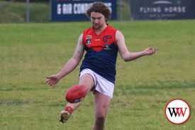 footy—-timboon-v-panmure-22.jpg
