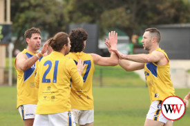 footy—-warrnambool-v-north-warrnambool-14.jpg