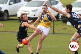 footy—-warrnambool-v-north-warrnambool-5.jpg