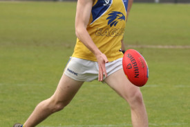 footy—-warrnambool-v-north-warrnambool-9.jpg