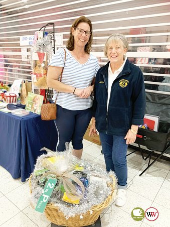 Annette McGrath collects a prize