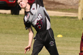 nestles-v-west-warrnambool-3-1759980159.jpg